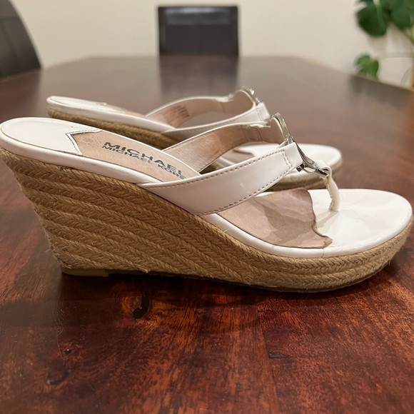 Michael Kors wedges - Picture 3 of 3